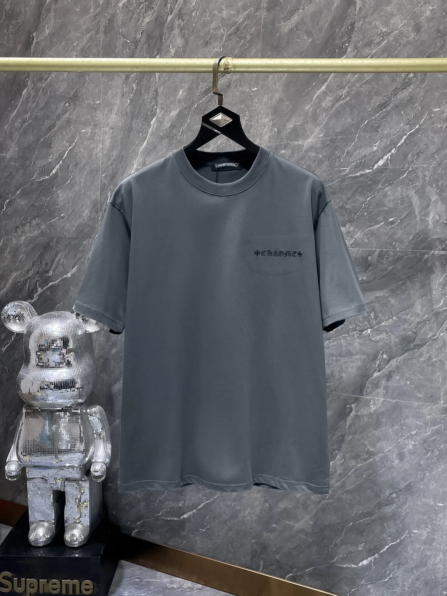 P150 new Chrome Hearts 25ss worn model for summer! High-weight, environmentally friendly and high-quality top-quality fabric 280g Crow contrast graffiti frayed embroidered short sleeves. Counter synchronization. 1:1 replica version. Recommended colors: black, white, gray. Size: S, M, L, XL